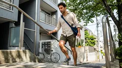 80代でも軽快に動くために本当に役立つこと：チャック・ノリスの習慣に学ぶ「重いウエイトに頼らない」体づくり